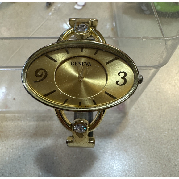 Woman’s Gold Bracelet Watch - Picture 1 of 4